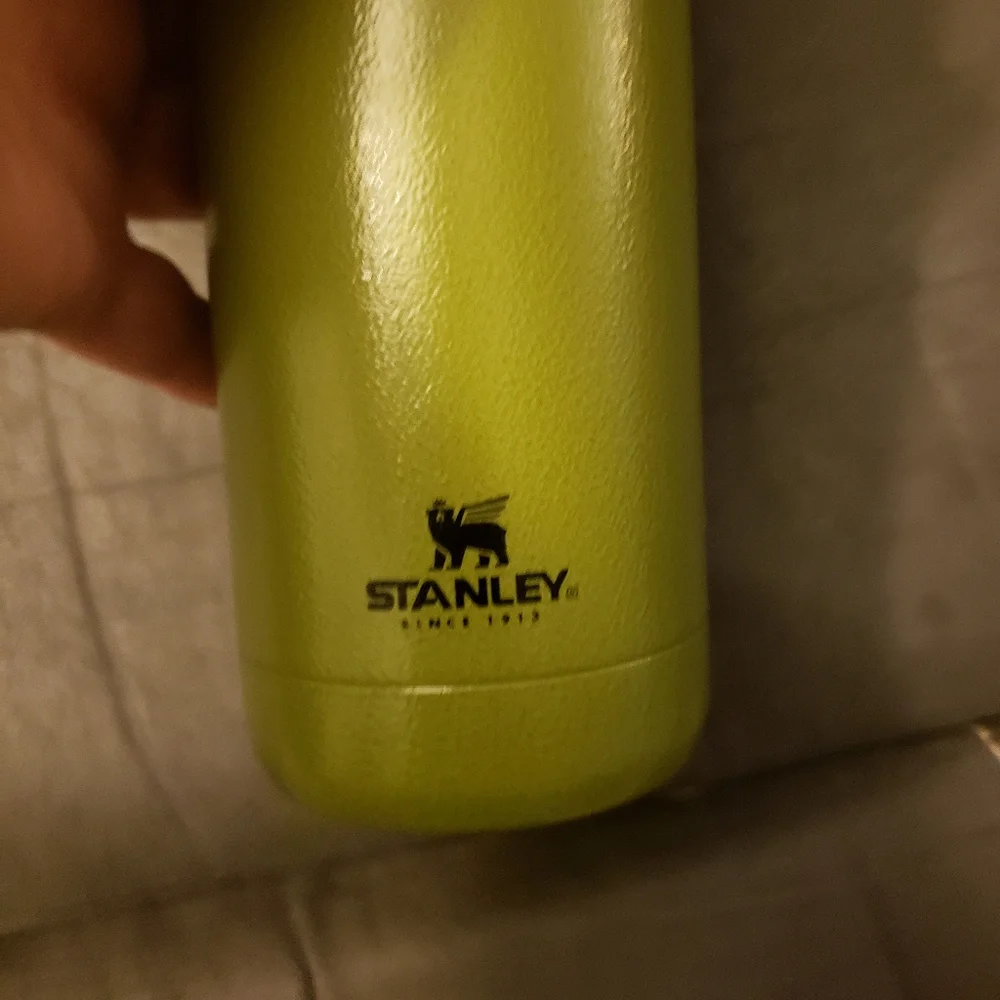 Starbucks military commitment